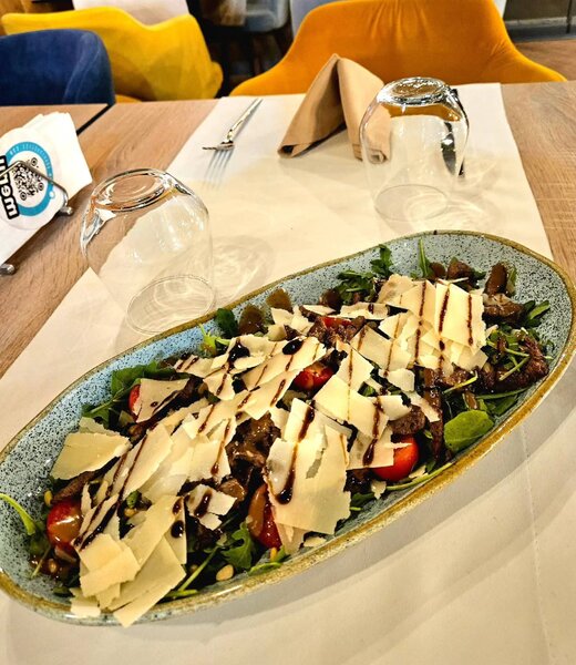 Bucatar caut de lucru