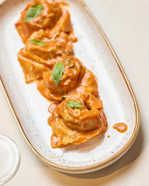 Bucatar caut de lucru