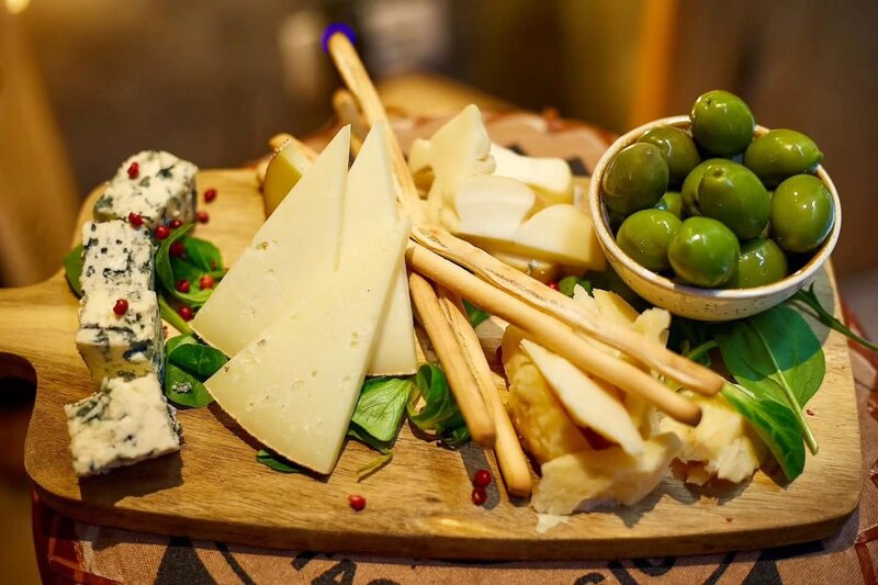 Bucatar caut de lucru