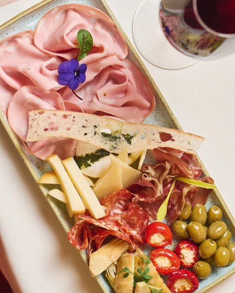 Bucatar caut de lucru