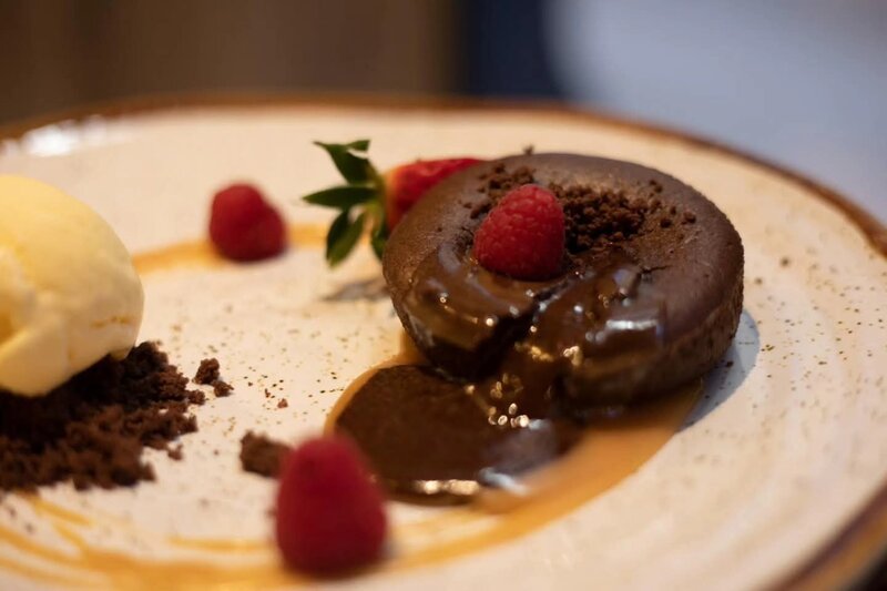 Bucatar caut de lucru